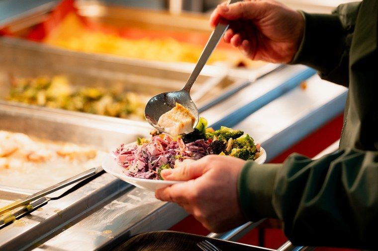Een afbeelding van Proefproject UGent studentenrestaurant Coupure: een kleurig, voedzaam en vers gemaakte lunch